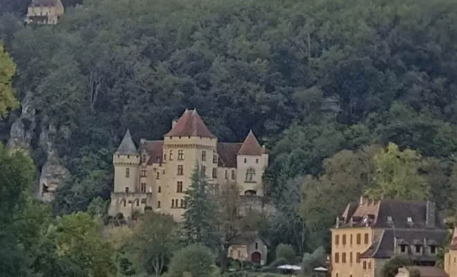 Location de canoë à la demi journée en hiver à La Roque-Gageac, Sarlat-la-Canéda, Le Canoë’Bar Dordogne