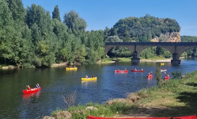 activité en plein air a beynac en groupe, famille, seul, Sarlat-la-Canéda, Le Canoë’Bar Dordogne